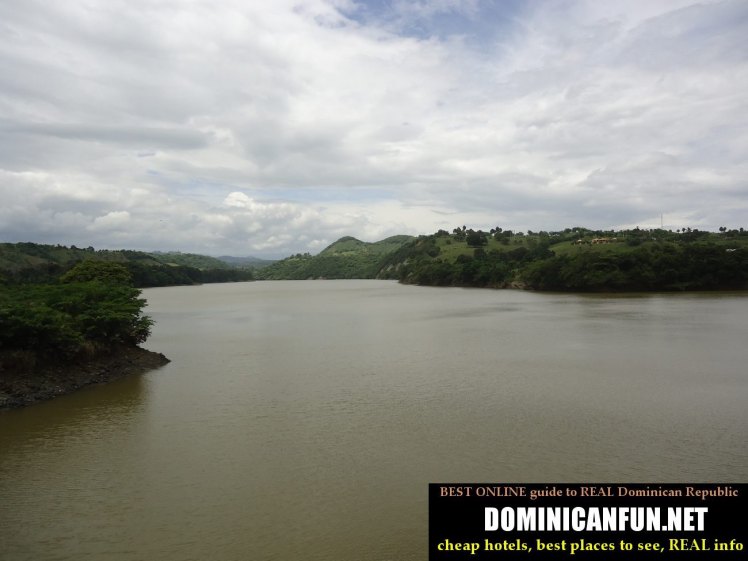 presa de bao - lake in sabana iglesia